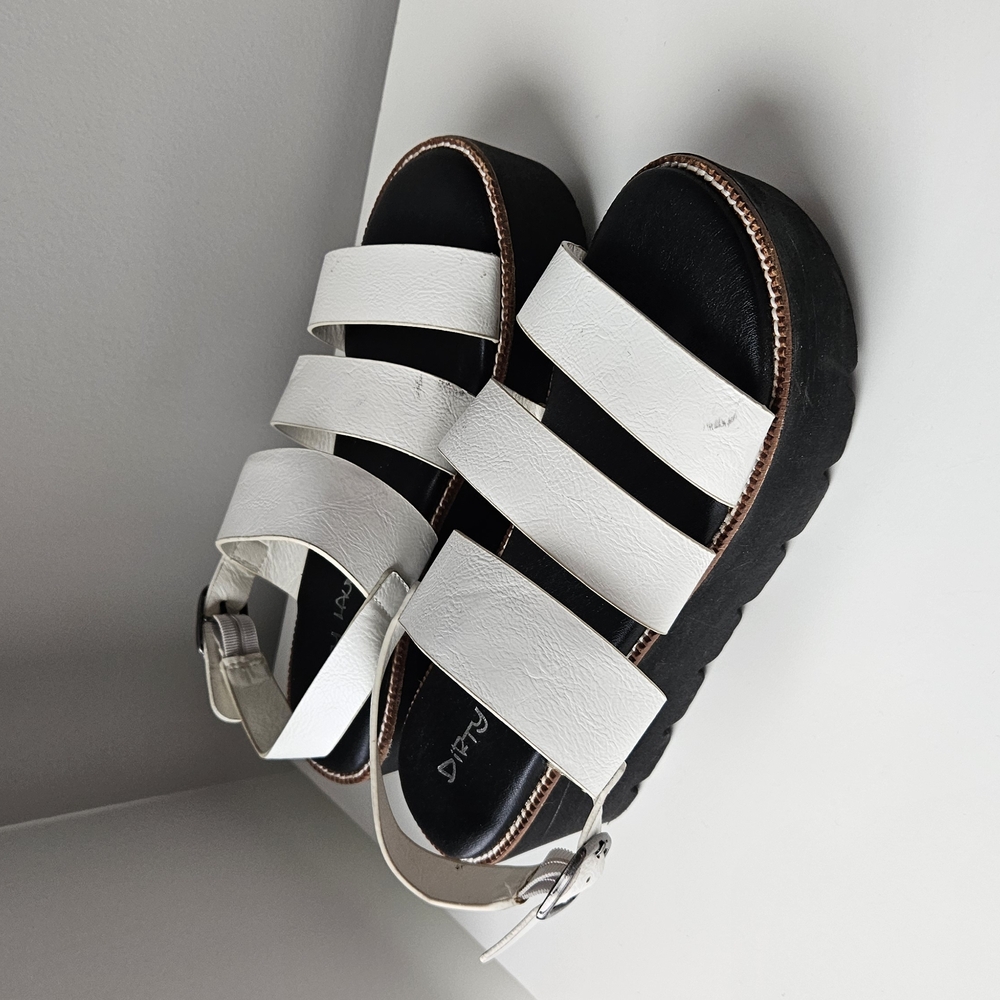 Women's White Platform Sandals - Picture 7 of 7